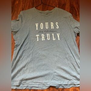 Bridgerton Queens ball t shirt size XL